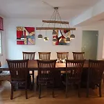 Family House Fuer Bis Zu 10 Gaesten Und 4 Separaten Schlafzimmern
